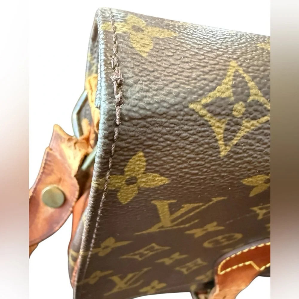 Vintage Louis Vuitton Monogram Cartouchière-Style Flap Crossbody- see Callouts - Picture 9 of 15
